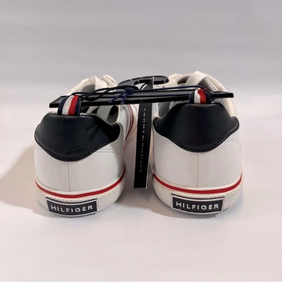 NWT Tommy Hilfiger Kids’ vulcanized white sneakers!!! - Picture 5 of 6